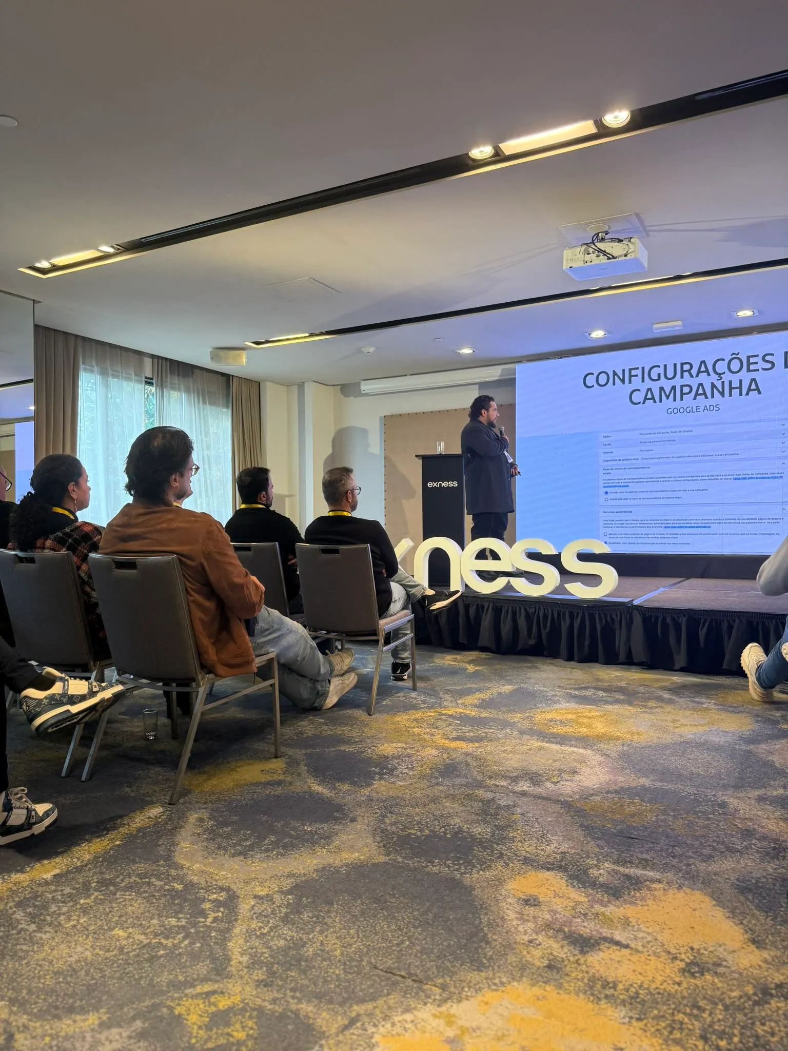 Sala de evento corporativo